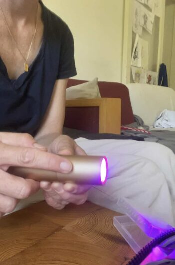 treatment modes of the UTK red light therapy torch